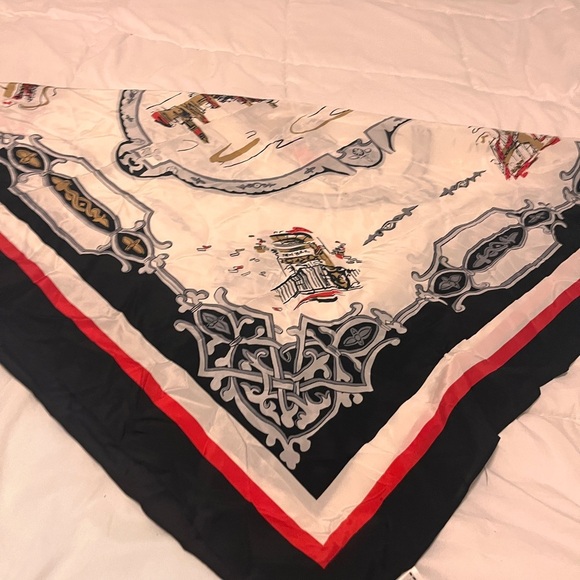 DKNY Graphic Print Vintage  Silk Scarf -  NWT - Picture 6 of 15
